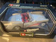 Voiture Chevrolet Corvette 1957 Burago 1/18 Avec Boite (neuf)