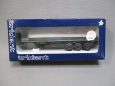 LG2246 TRIDENT 90068 HO TRIPLE AXLE TRAY TRAILER FOR MILITARY TRUCK