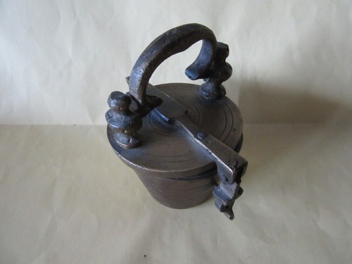 Pile poids godets - pile, bronze