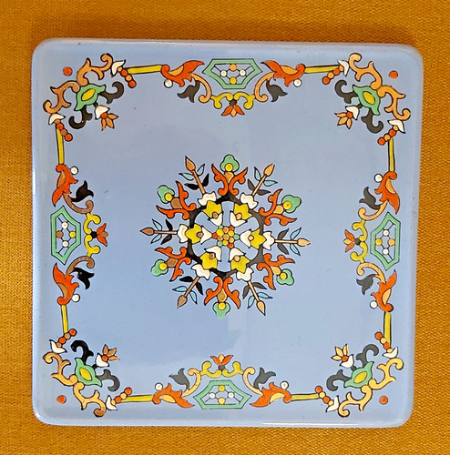 Dessous plat emaux - plat, de