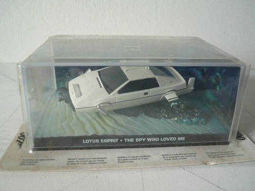 Lotus esprit espion - lotus, qui