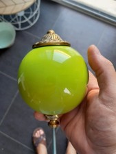 rare grosse Boule d'escalier rampe ou autre céramique et laiton verte dia 9.6 cm