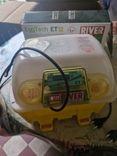 couveuse River  12 oeufs