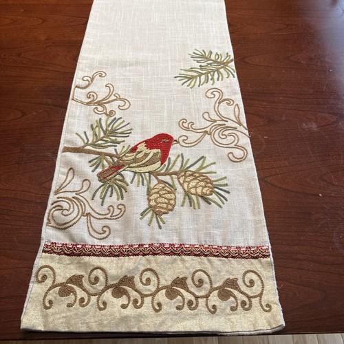 Cardinal table runner winter - cardinal,
