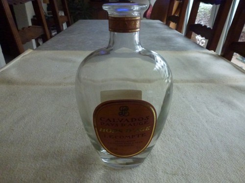 Bouteille vide calvados avec - calvados,