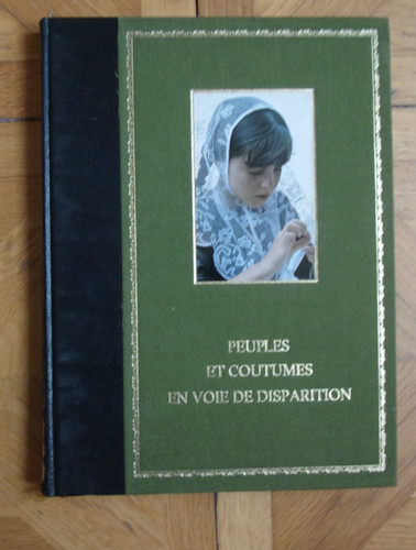 Peuples coutumes voie de - et,