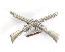 Insigne militaire de coiffure