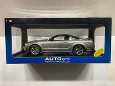 AUTOart 1:18 SCALE 2005 FORD MUSTANG GT - 2004 AUTO SHOW VERSION -  1 OF 3000!