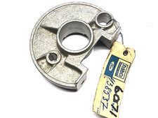 FORD TAUNUS 17M 20M 26M P5 P7 1965-72 PLATE, STEERING COL. TUBE MTG #438537 NOS!