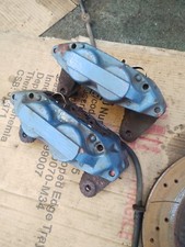 SUBARU IMPREZA WRX FRONT BRAKE CALIPERS 5X100 02-07 NEWAGE 