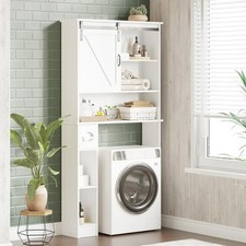 Sur les toilettes armoire de