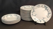 26 Assiettes Décor Bleus