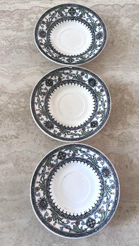Soucoupes sous tasses - 3, sous-tasses