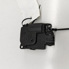 NISSAN TITAN Vannes de