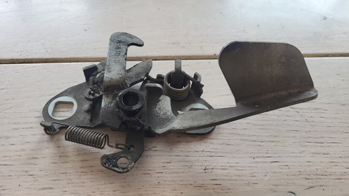 Serrure capot peugeot 306 - serrure,