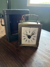 Pendule D'Officier dans son