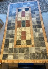 Table D'interieur + 6 Chaises