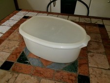 TUPPERWARE  BOITE A VOLAILLE