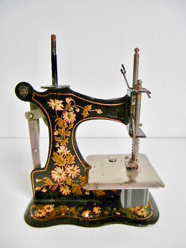Petite machine coudre - coudre,