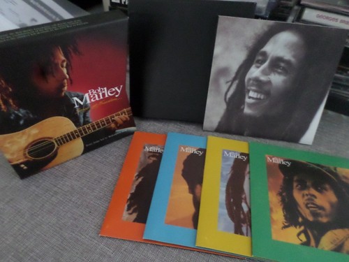 Coffret livret bob - +,
