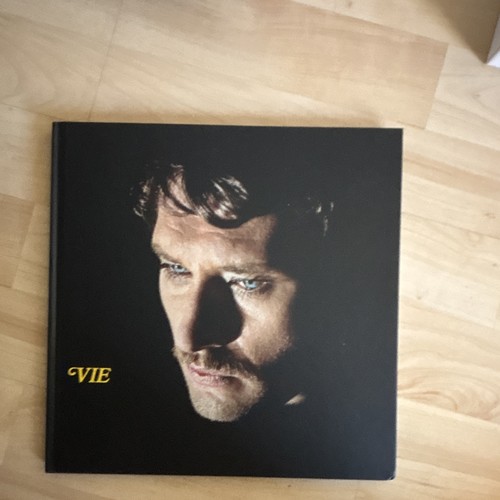 Johnny hallyday vie - johnny,