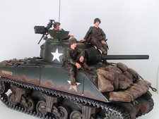 Forces of Valor 1:16 M4A3 Sherman Tank D-Day Built Diecast #904/2500 Ltd Ed NRMT