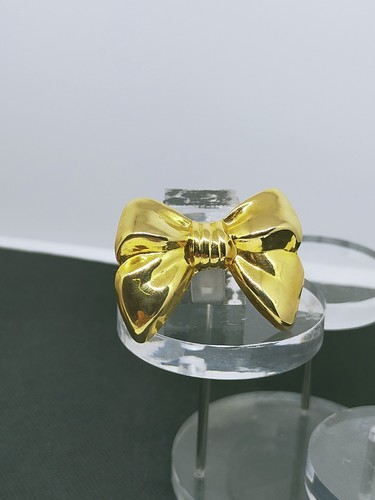 Broche métal doré parfum - ,