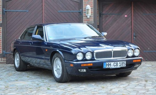 Cult models cml323 jaguar - cult, cml323-1