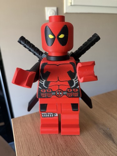Figurine géante type lego - ,