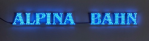 Enseigne lumineuse arrière