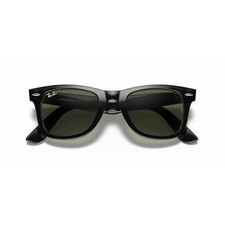 Solaire Ray-Ban Wayfarer