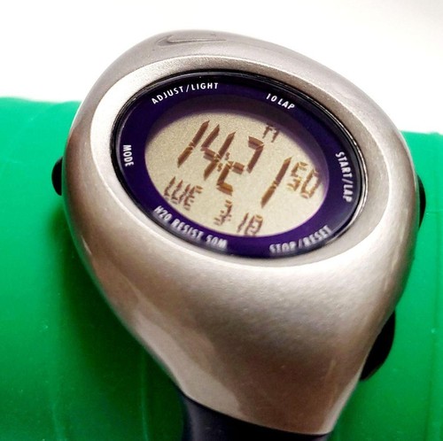 Nike triax digital quartz - triax, 10
