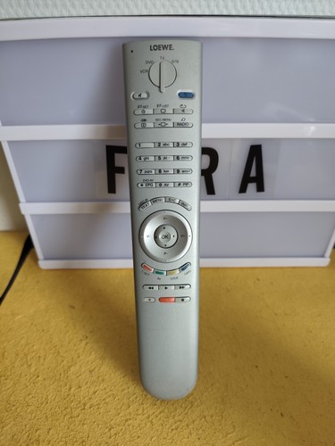 Loewe rc15701 tv dvd - loewe,