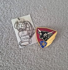 Insigne / pucelle base