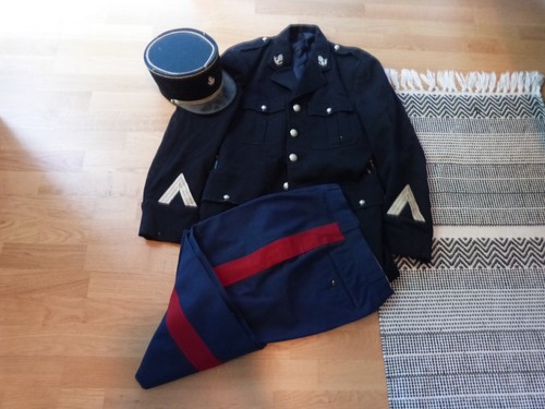 Ancien tenue complète - , douanes