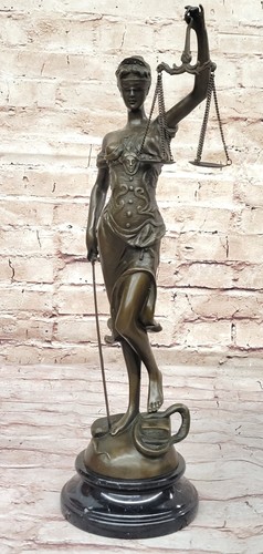 Sculpture statue bronze - sculpture,