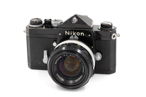 Nikon noir avec prisme en - f,