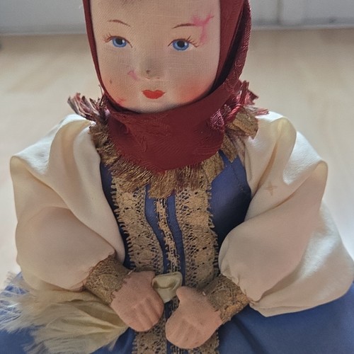 Poupées folklorique - poupées,