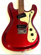 Modèle ARIA Mosrite / guitare