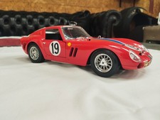 Ferrari 250 GTO N°19 - 24