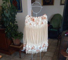 Jupe fleurie volantée