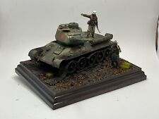 1/35  Diorama T-34 Russian With German Soldier WW2 . Pro painted, Pro Built