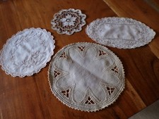 Linge ancien 4 Napperons  avec
