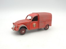 Dinky Toys - Citroën 2CV
