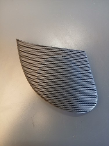 Toyota yaris grille - yaris, haut