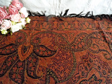 Ancien tapis de table nappe