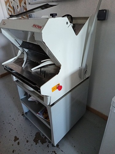 Machine couper pain - a,