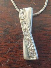 COLLIER SWAROVSKI TRES JOLI