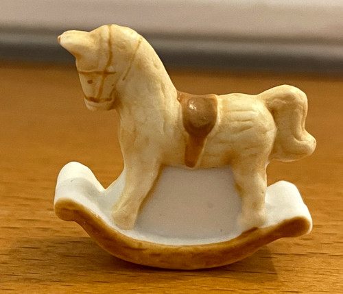 Fève mat cheval bascule - mat, à