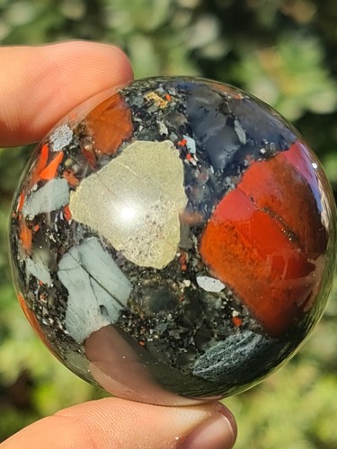 Sphère jaspe héliotrope - , (+